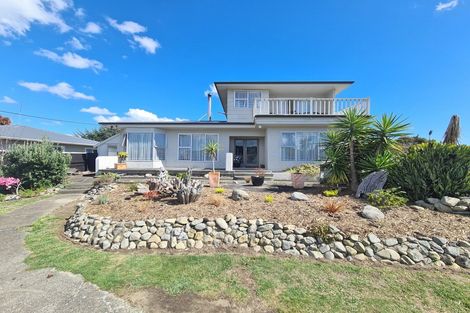 Photo of property in 36 Seabury Avenue, Foxton Beach, Foxton, 4815
