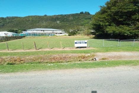Photo of property in 13 Makahuri Place, Hicks Bay, Tikitiki, 4087
