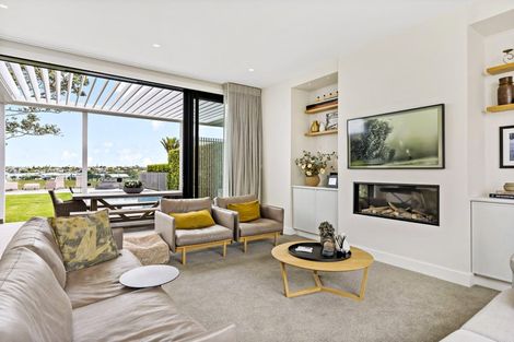 Photo of property in 71a Ngataringa Road, Devonport, Auckland, 0624