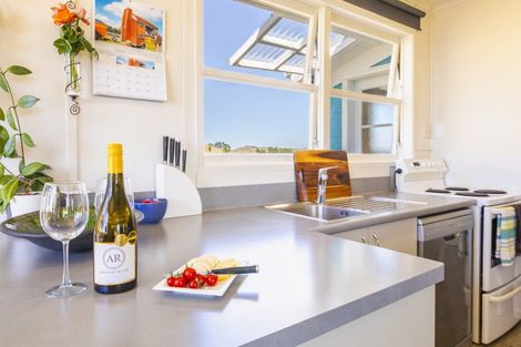 Photo of property in 640 Old Hill Road, Porangahau, 4291