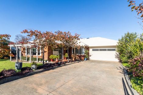 Photo of property in 59 Whiting Crescent, Greenmeadows, Napier, 4112