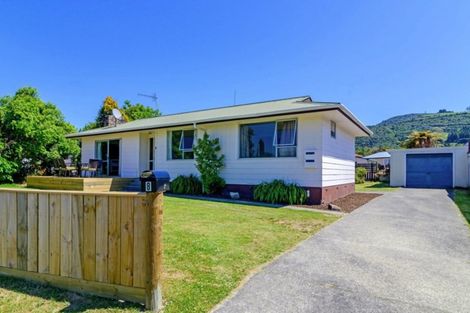 Photo of property in 8 Luke Place, Fairy Springs, Rotorua, 3015
