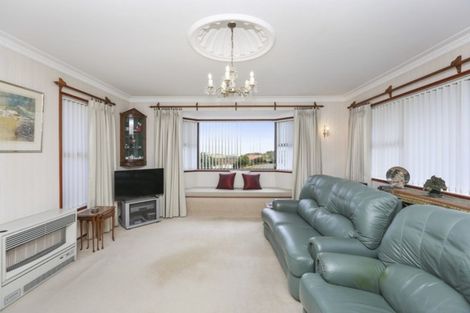 Photo of property in 9 Tiverton Crescent, Whalers Gate, New Plymouth, 4310