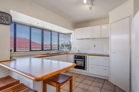 Photo of property in 38 Simmental Crescent, Somerville, Auckland, 2014