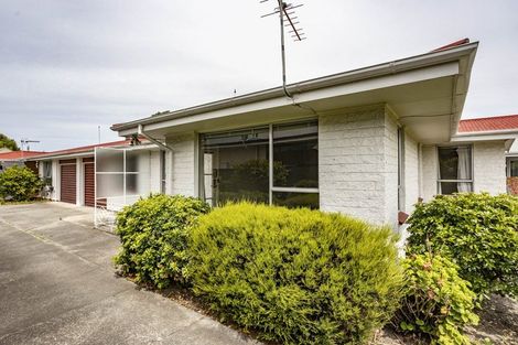 Photo of property in 1/318 Main North Road, Redwood, Christchurch, 8051