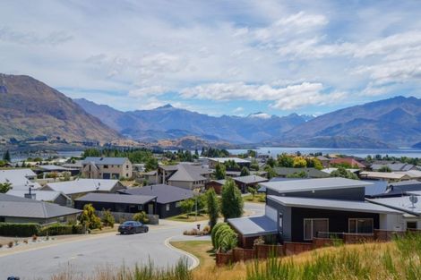 Photo of property in 7 Pearce Place, Wanaka, 9305