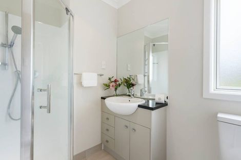 Photo of property in 30 Erne Crescent, East Tamaki, Auckland, 2016
