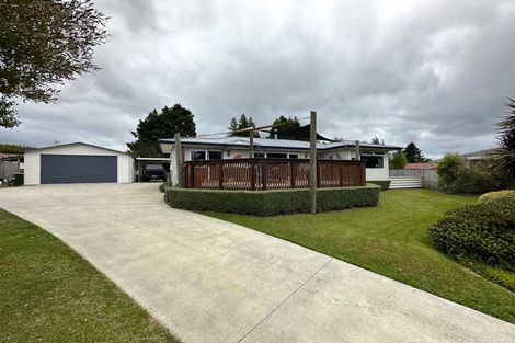 Photo of property in 9 Alloa Place, Tokoroa, 3420