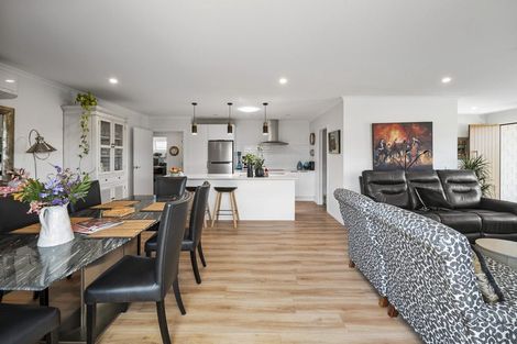 Photo of property in 9 Augusta Rise, Omokoroa, 3114