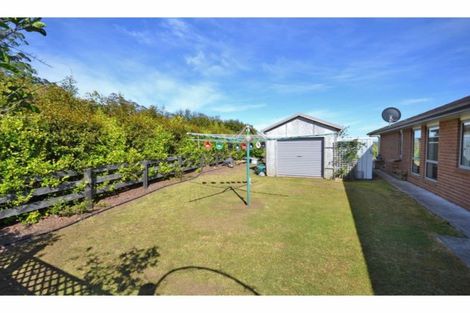 Photo of property in 19 Greenway Drive, Kerikeri, 0230