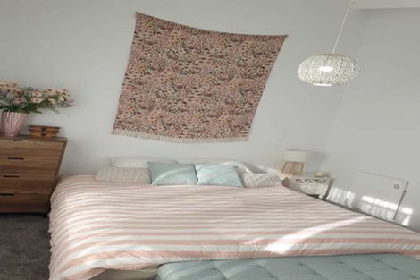 Photo of property in 1/28 Kestrel Heights, Arkles Bay, Whangaparaoa, 0932