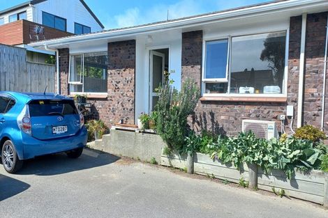 Photo of property in 24a The Track, Plimmerton, Porirua, 5026