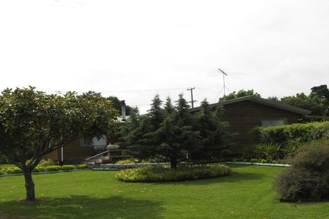 Photo of property in 1 Rosella Grove, Waimauku, 0812