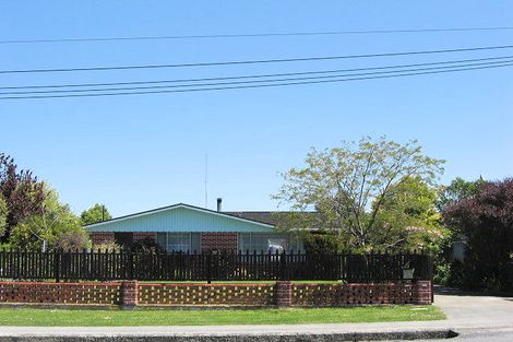 Photo of property in 105 Percival Street, Rangiora, 7400