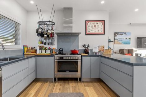 Photo of property in 6 Riverglen Drive, Haruru, 0204