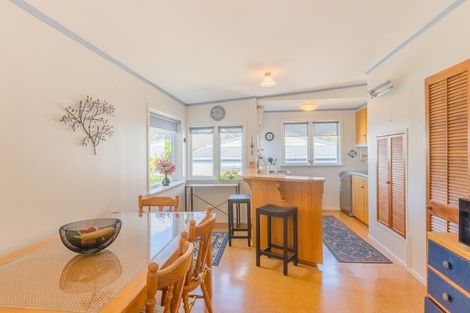 Photo of property in 36 Moana Road, Paraparaumu, 5032