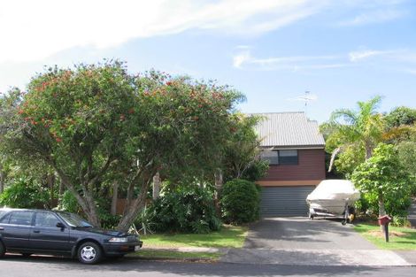 Photo of property in 39 Waiau Street, Torbay, Auckland, 0630