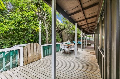 Photo of property in 82d Verbena Road, Birkdale, Auckland, 0626