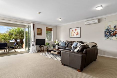 Photo of property in 7/235 Devonport Road, Tauranga, 3110