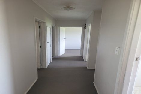 Photo of property in 43 Rathgar Road, Henderson, Auckland, 0610