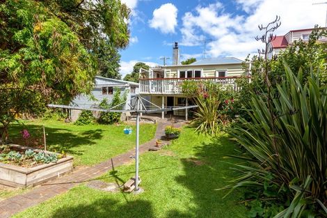 Photo of property in 302 Sandes Street, Thames, 3500