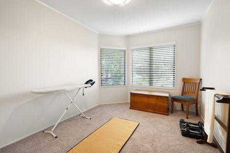 Photo of property in 25 Dallinger Street, St Andrews, Hamilton, 3200