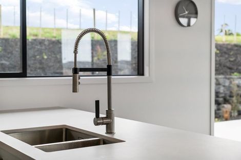 Photo of property in 10 Hikuwai Lane, Warkworth, 0910