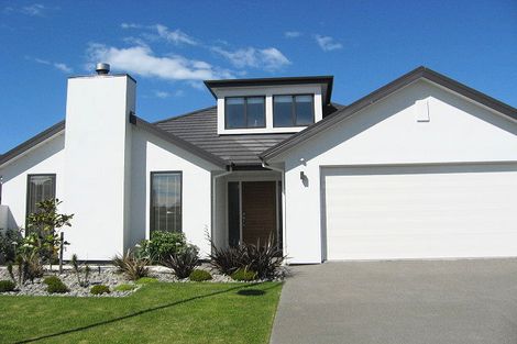 Photo of property in 8 Brookfield Drive, Northwood, Christchurch, 8051