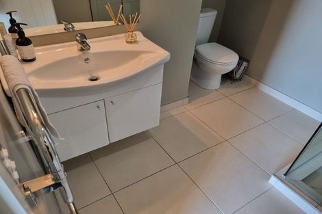 Photo of property in 6 Redcliffs View Lane, Redcliffs, Christchurch, 8081