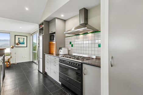 Photo of property in 30 Oxley Crescent, Broad Bay, Dunedin, 9014