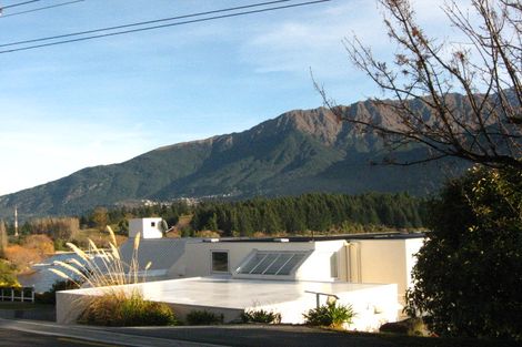 Photo of property in 651/647 Peninsula Road, Kelvin Heights, Queenstown, 9300