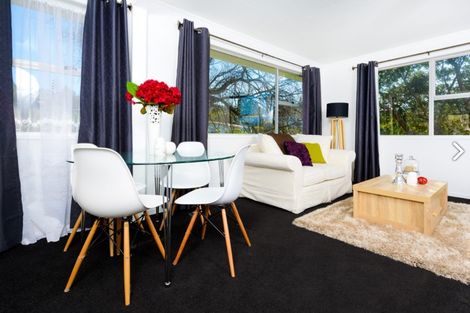 Photo of property in 24 Bellringer Road, Massey, Auckland, 0614