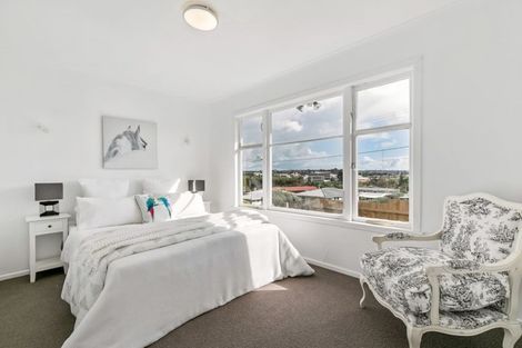 Photo of property in 53a Sylvan Crescent, Te Atatu South, Auckland, 0610