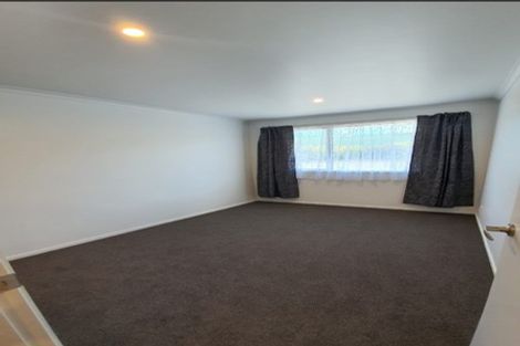 Photo of property in 5a Roband Crescent, Brown Owl, Upper Hutt, 5018