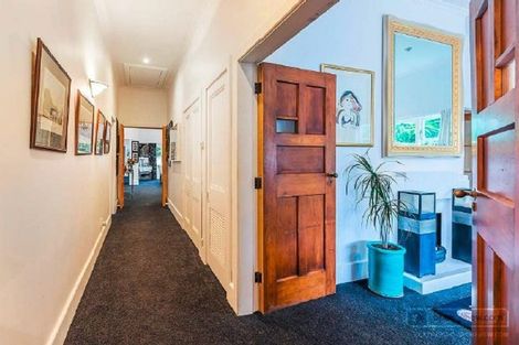 Photo of property in 353 Karori Road, Karori, Wellington, 6012