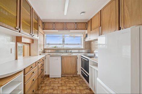 Photo of property in 10 Greenhill Crescent, Pakuranga, Auckland, 2010