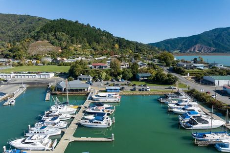 Photo of property in 4 Rose Street, Havelock, 7100