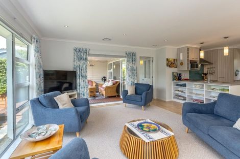 Photo of property in 28a Cotter Street, Greytown, 5712