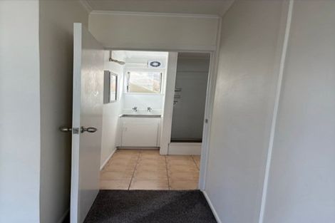 Photo of property in 4a Harris Road, Mount Wellington, Auckland, 1051