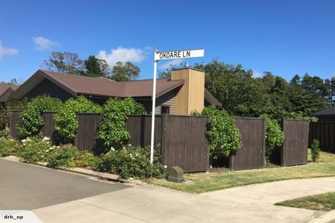 Photo of property in 5 Okoare Lane, Ferndale, New Plymouth, 4310