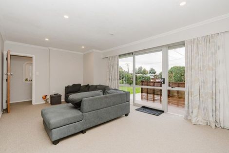 Photo of property in 14 Pryce Place, Silverdale, Hamilton, 3216