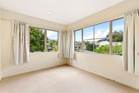 Photo of property in 3/6 Nimstedt Avenue, Oteha, Auckland, 0632