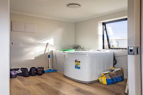 Photo of property in 93 Ranolf Street, Glenholme, Rotorua, 3010