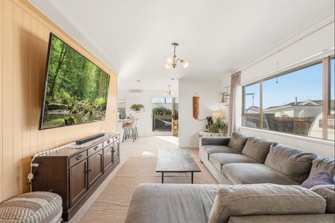 Photo of property in 21 Hastings Street, Te Puke, 3119