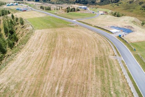 Photo of property in 181 Kingsdale Park Drive, Aokautere, Palmerston North, 4471