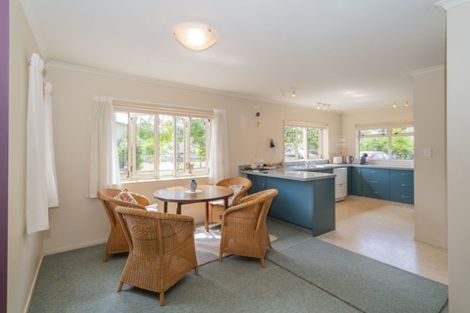 Photo of property in 2 Parkland Place, Whitianga, 3510