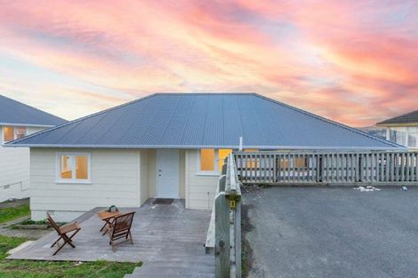 Photo of property in 8 Piko Street, Titahi Bay, Porirua, 5022
