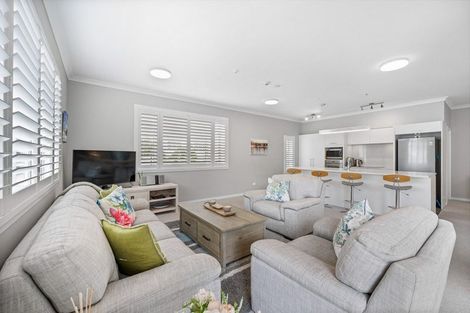 Photo of property in 96 Eaves Bush Parade, Orewa, 0931