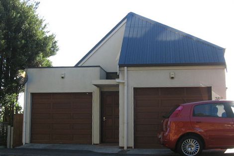 Photo of property in 36b Palliser Road, Roseneath, Wellington, 6011