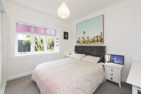 Photo of property in 14a Pelham Avenue, Point Chevalier, Auckland, 1022